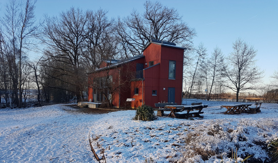 Winterstimmung am Roten Haus. Foto: Madlen Schimkat
